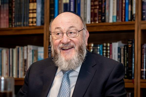 Brit főrabbi: tudtuk, hogy a zsidógyűlölet elkerülhetetlenül terrortámadáshoz vezet